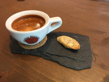 Laden Sie das Bild in den Galerie-Viewer, Esspresso mit Keks